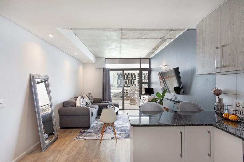 1 Bedroom Property for Sale in Woodstock Western Cape